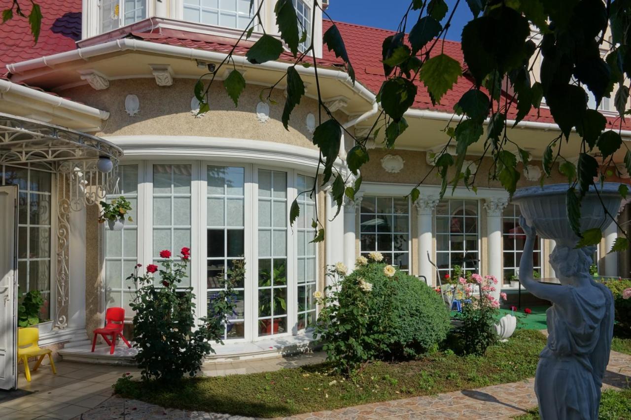 White House Apartments Odessa Zewnętrze zdjęcie