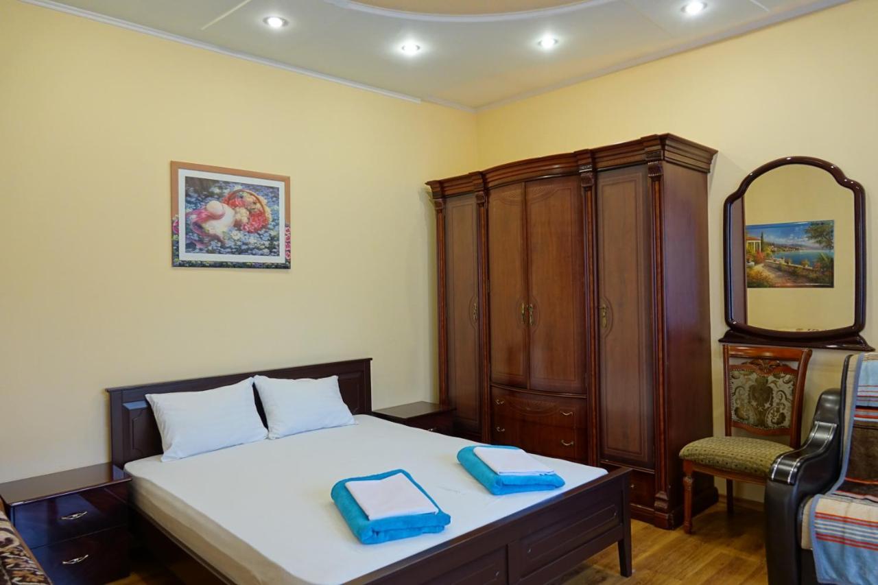White House Apartments Odessa Zewnętrze zdjęcie