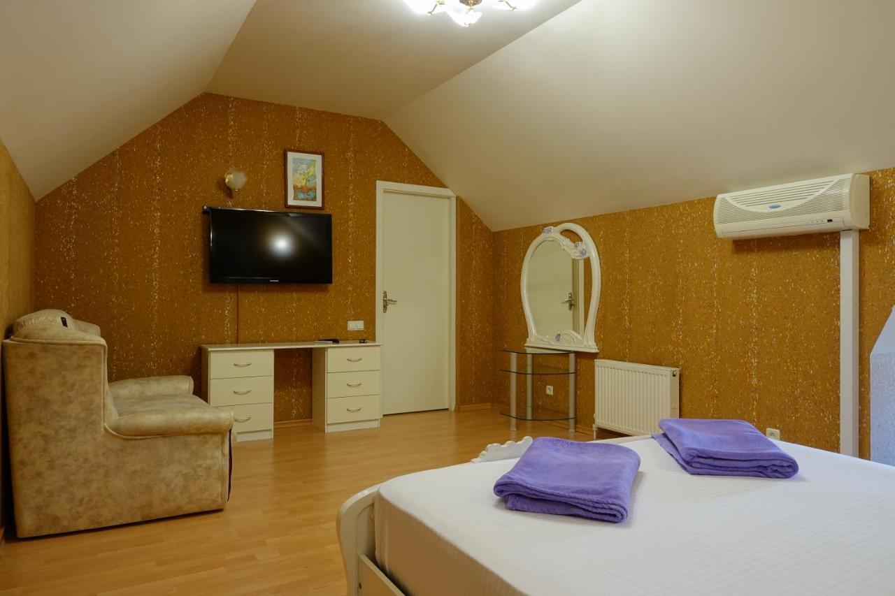 White House Apartments Odessa Zewnętrze zdjęcie