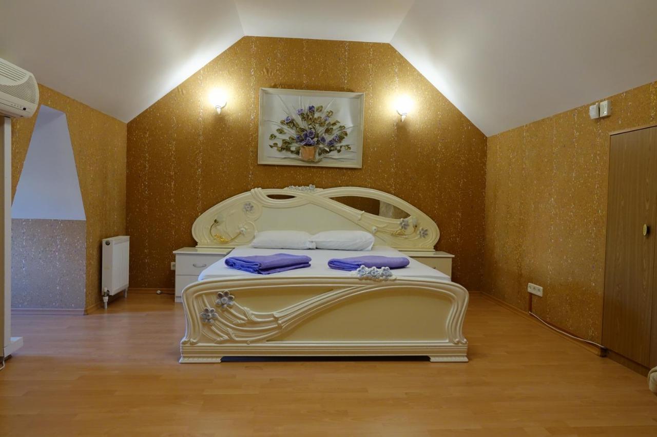 White House Apartments Odessa Zewnętrze zdjęcie