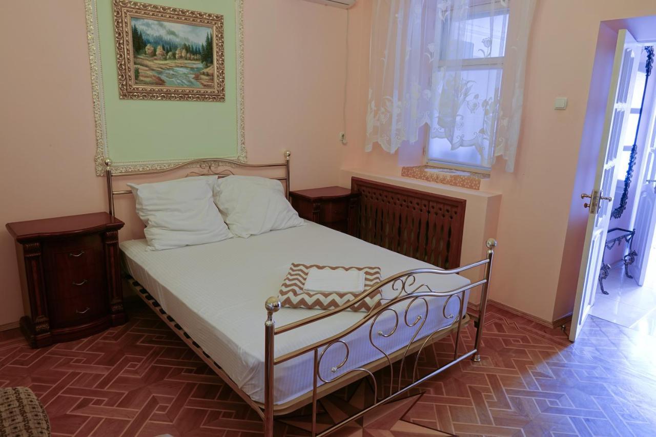 White House Apartments Odessa Zewnętrze zdjęcie